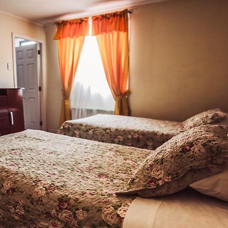Hostal Joshiken Punta Arenas Exterior foto