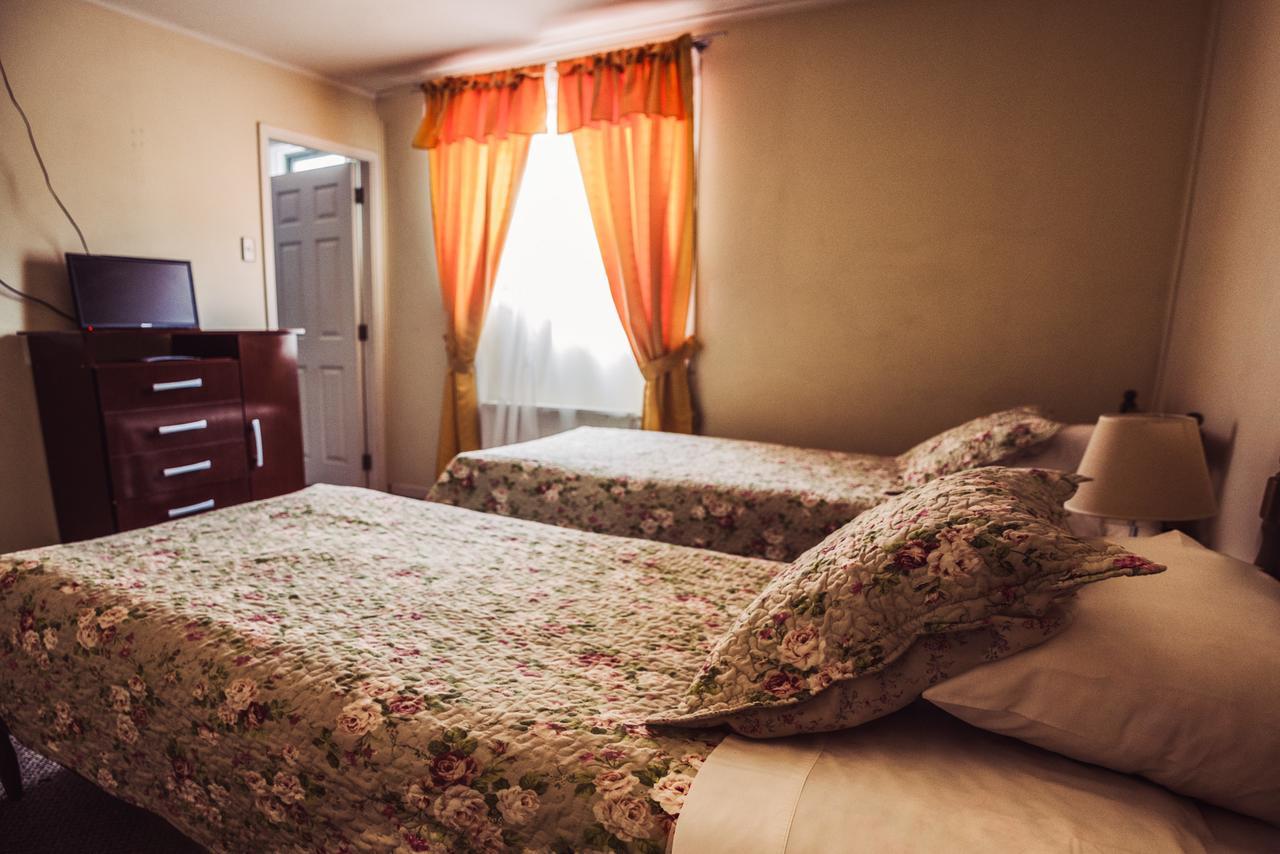 Hostal Joshiken Punta Arenas Exterior foto