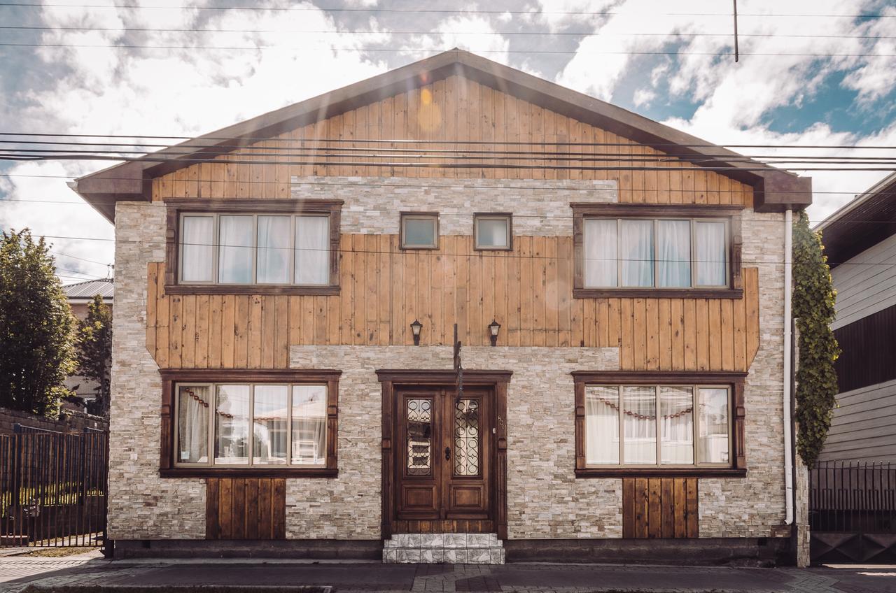 Hostal Joshiken Punta Arenas Exterior foto